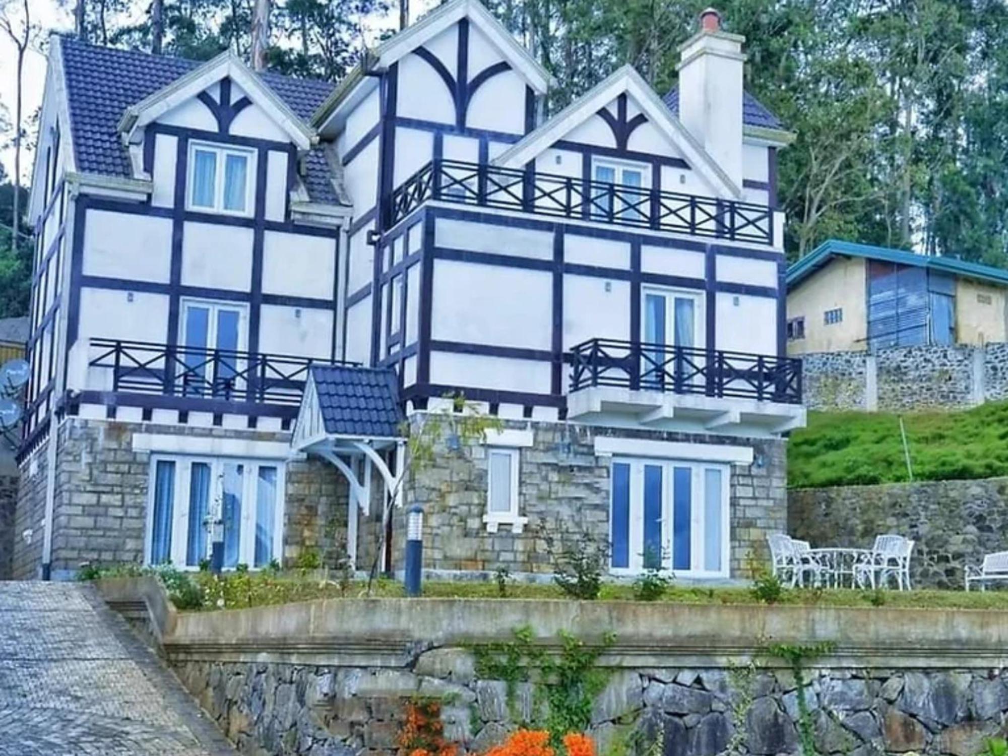 Little England By Joes Hotel Нувара Елия Екстериор снимка
