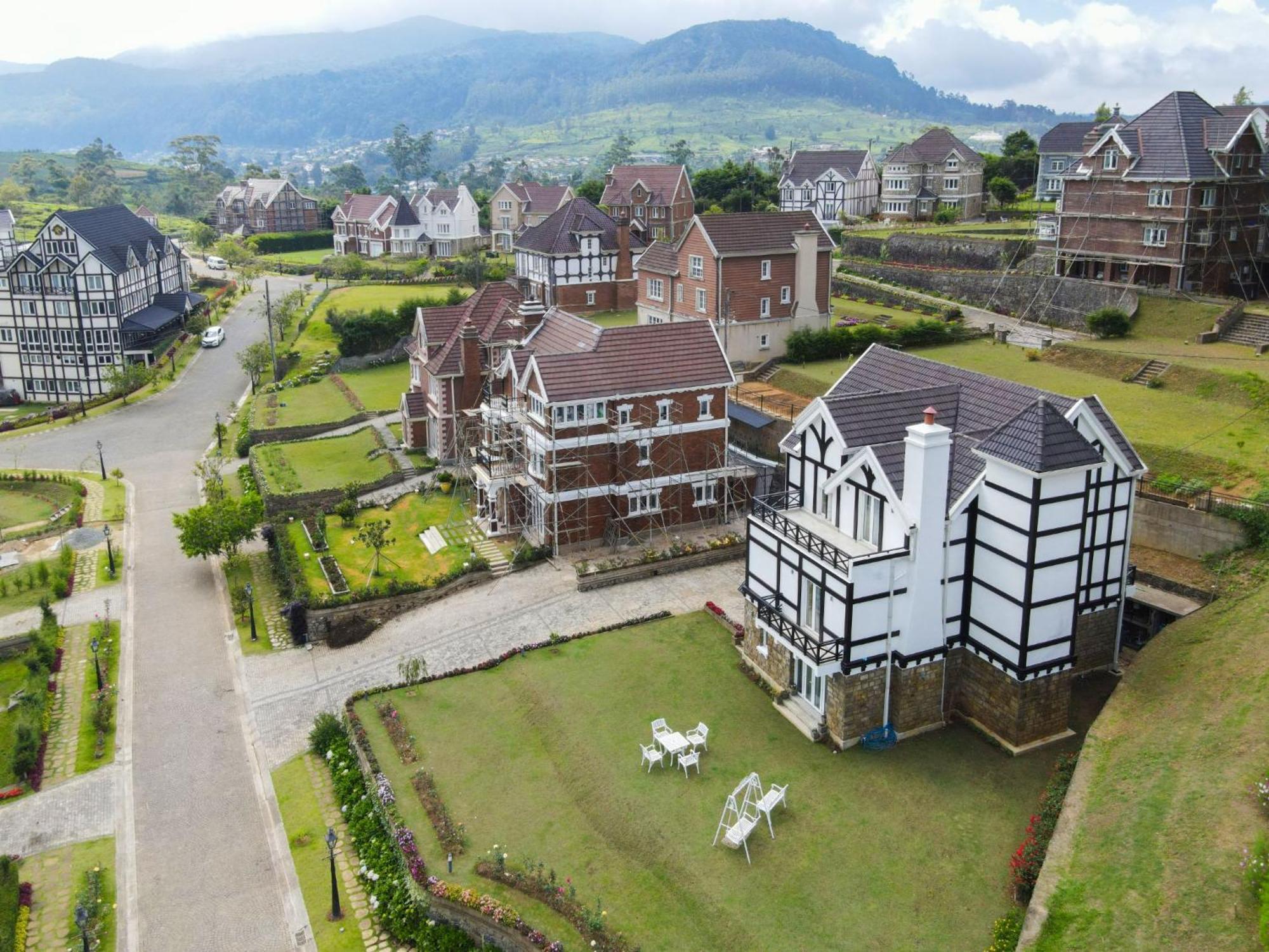Little England By Joes Hotel Нувара Елия Екстериор снимка