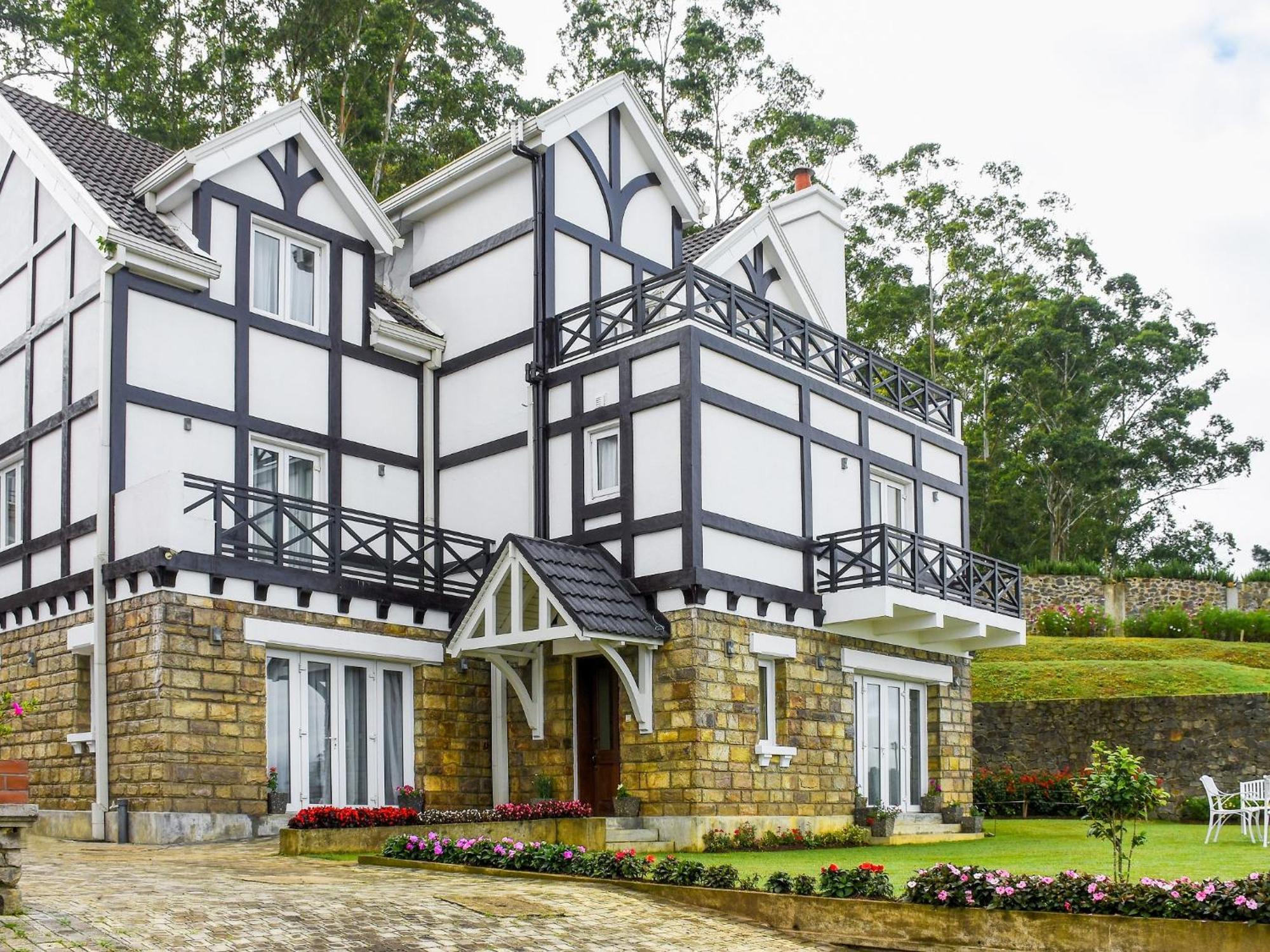 Little England By Joes Hotel Нувара Елия Екстериор снимка