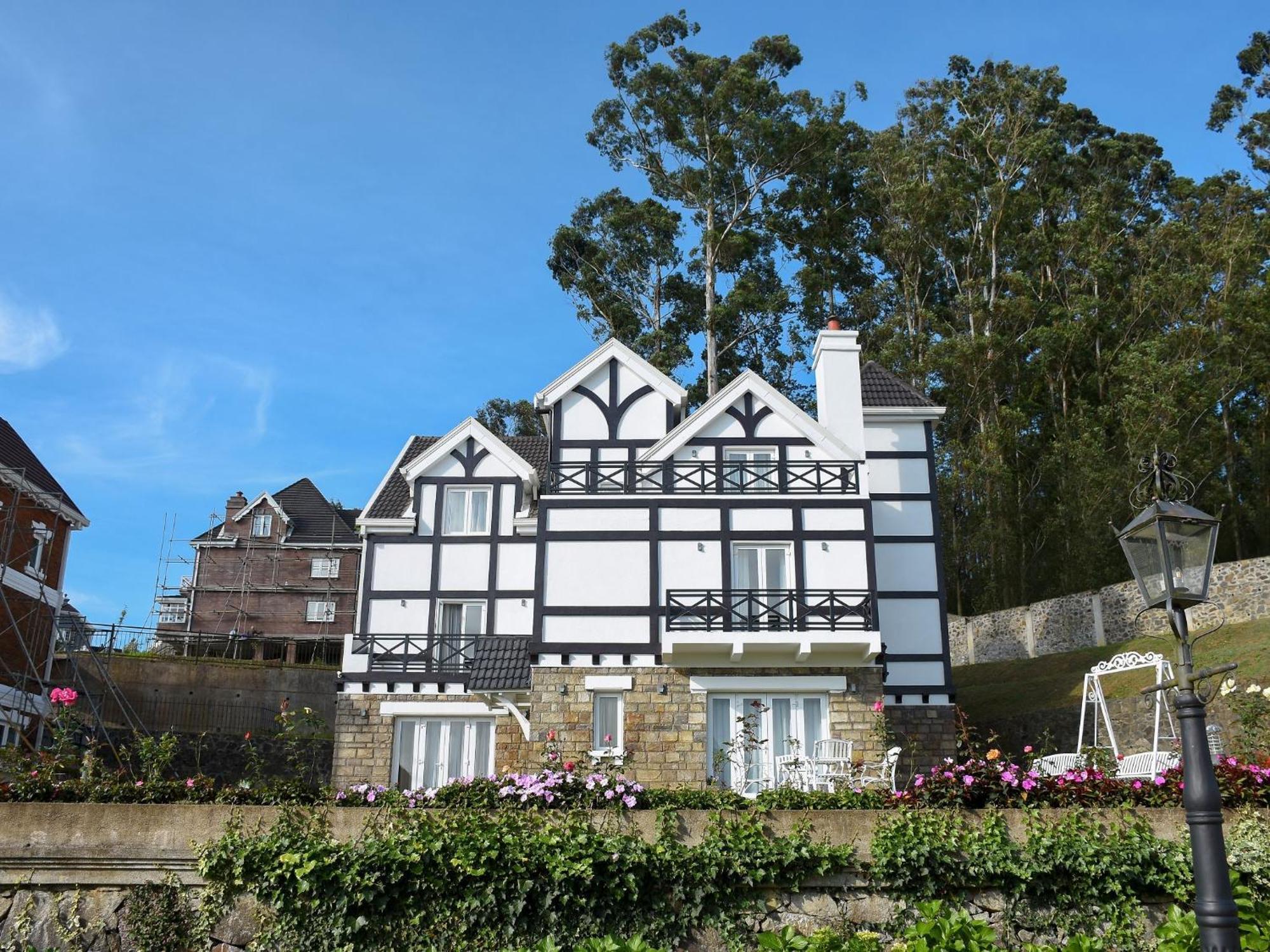 Little England By Joes Hotel Нувара Елия Екстериор снимка